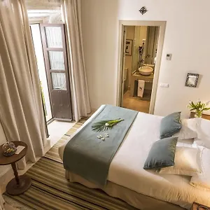 4* מלון Balcon De